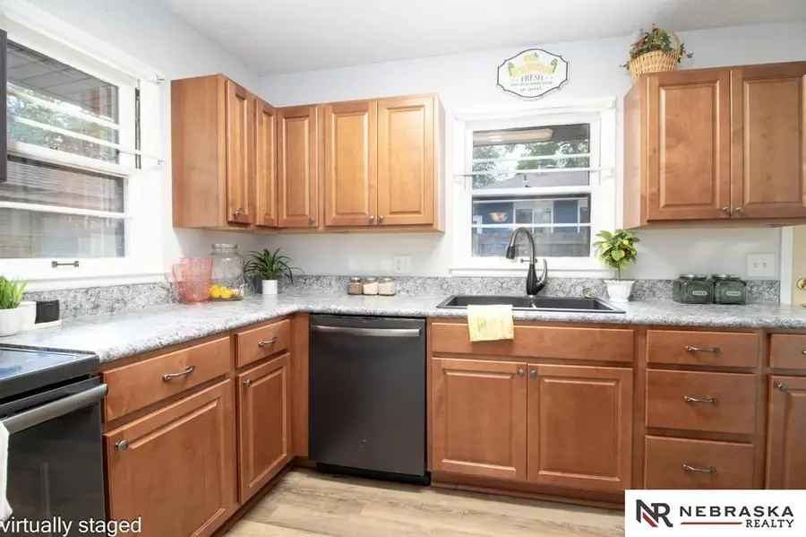 4700 Sumner Street, Lincoln, NE 68506 - #3