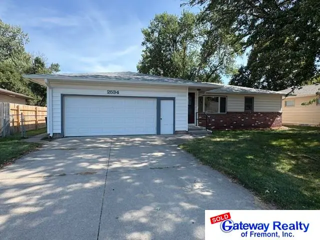2534 Missouri Avenue, Fremont, NE 68025 - #1