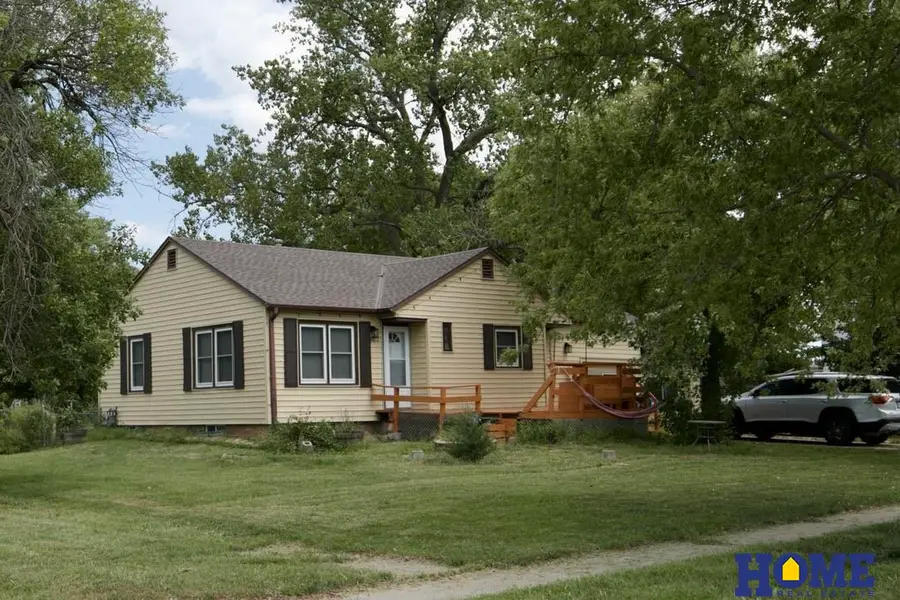 602 E Fillmore Avenue, De Witt, NE 68341 - #2
