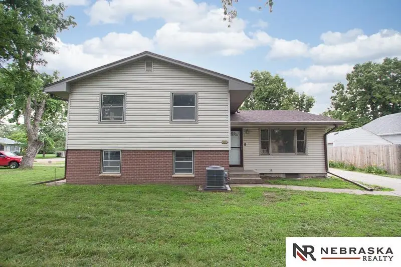 4100 Greenwood Street, Lincoln, NE 68504 - #1