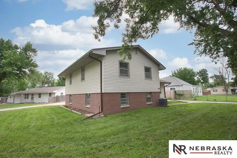 4100 Greenwood Street, Lincoln, NE 68504 - #2