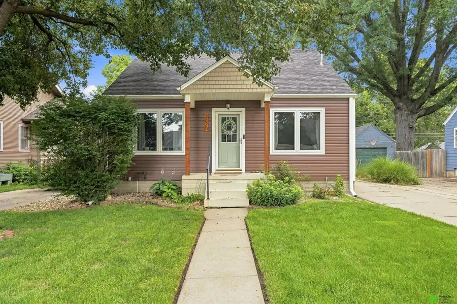 3620 Everett Street, Lincoln, NE 68506 - #3
