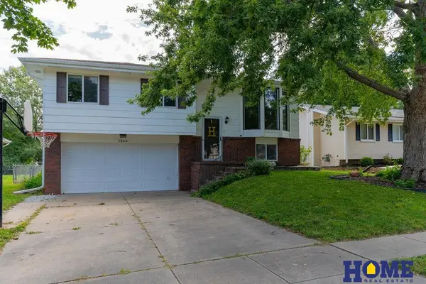 1840 SW 22nd Street, Lincoln, NE 68522