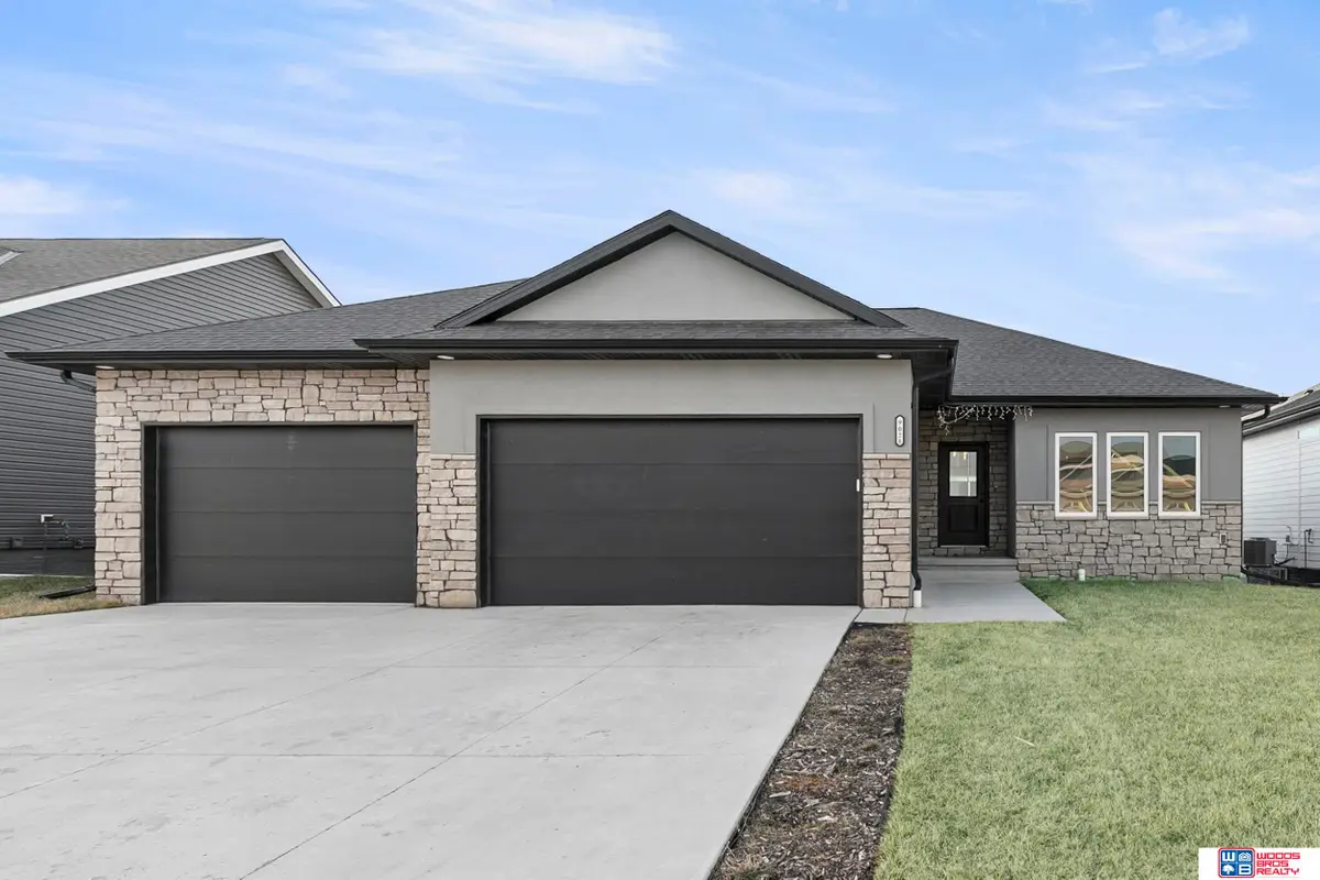 9028 Trader Drive, Lincoln, NE 68507 - #1