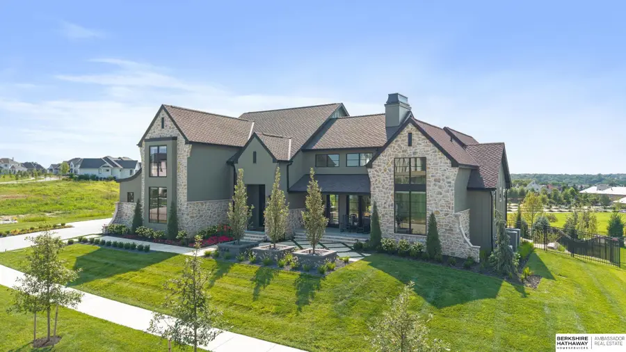 1544 S 150th Avenue, Omaha, NE 68144 - #2
