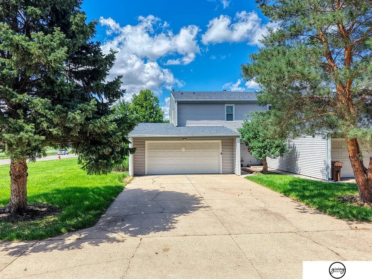 5600 Fairacre Court, Lincoln, NE 68506 - #1