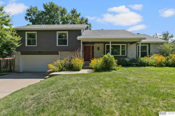 7821 Lake Street, Lincoln, NE 68506