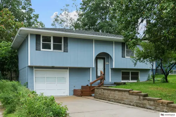 4835 Hillside Street, Lincoln, NE 68506