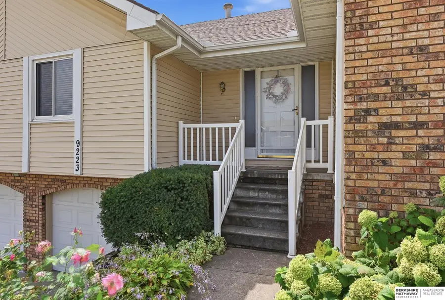 9223 Madison Street, Omaha, NE 68127 - #2