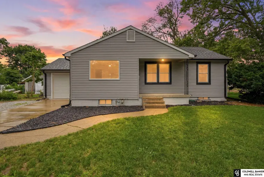 1016 N Elmer Avenue, York, NE 68467 - #3