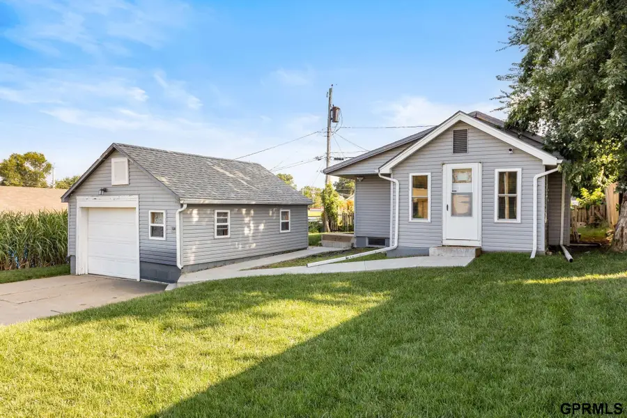 4205 D Street, Omaha, NE 68107 - #2