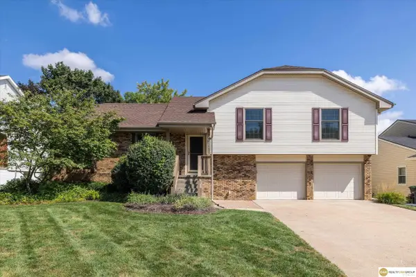 1877 S 143 Street, Omaha, NE 68144