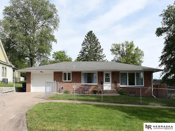 304 W O Street, Weeping Water, NE 68463
