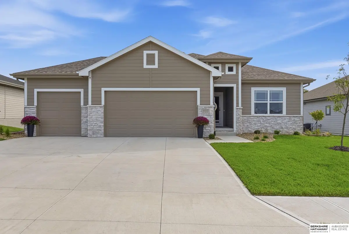 11711 S 119th Street, Papillion, NE 68046 - #1
