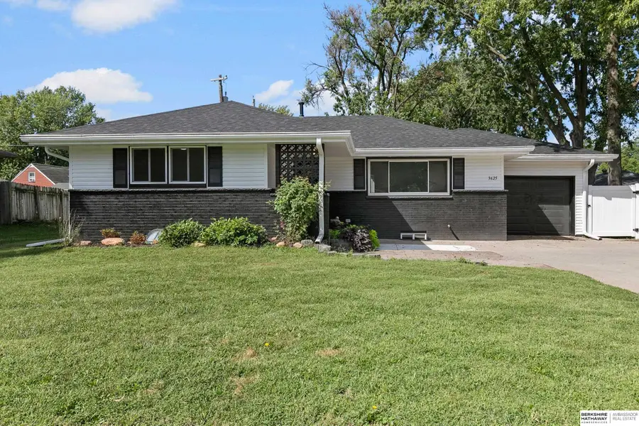 3625 N 70th Street, Lincoln, NE 68507 - #3