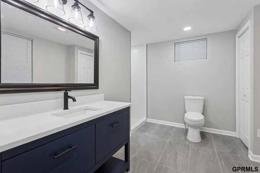 3354 N 38th Street, Omaha, NE 68111 - #3
