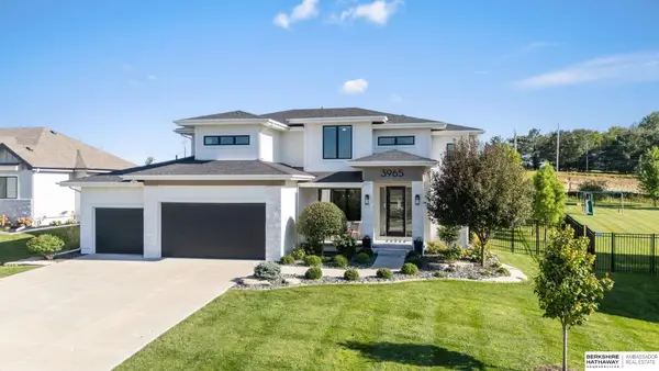 3965 George B Lake Parkway, Elkhorn, NE 68022