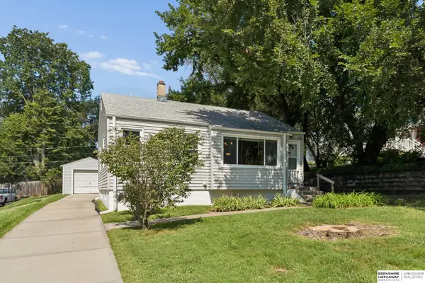 6630 Evans Street, Omaha, NE 68104