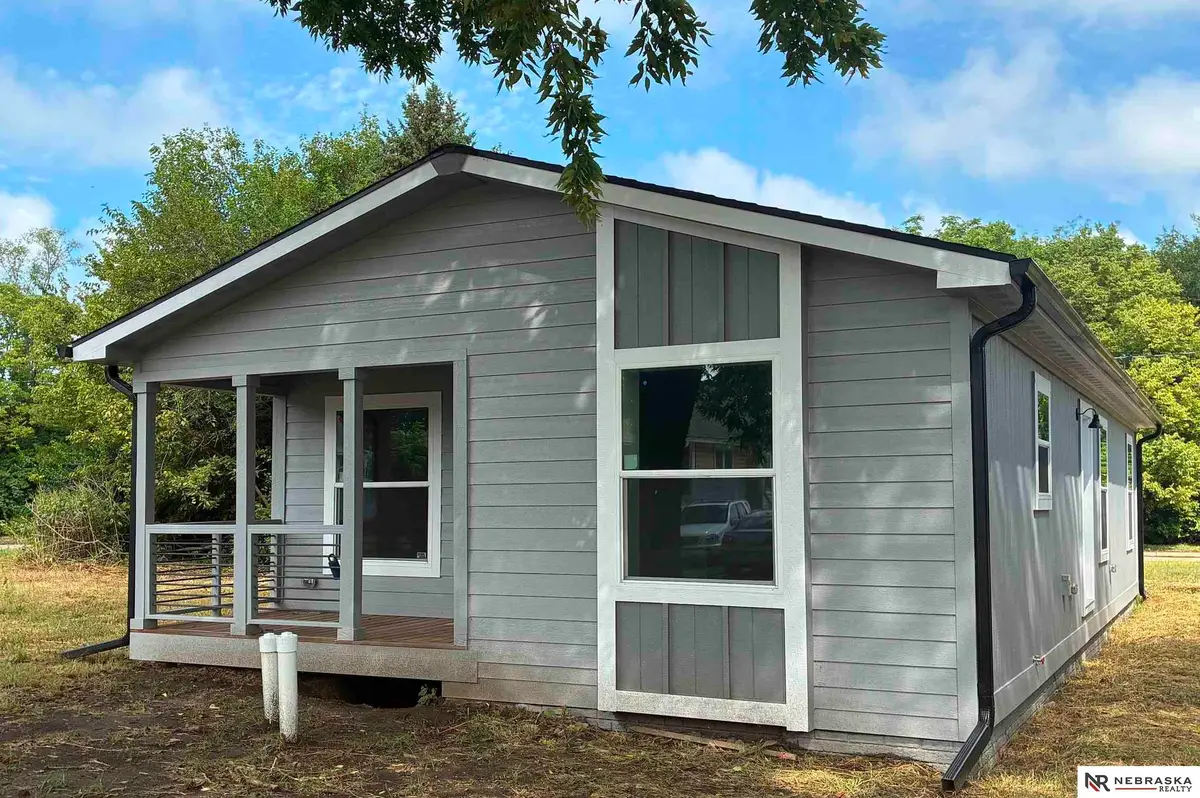 2436 Larimore Avenue, Omaha, NE 68111 - #1