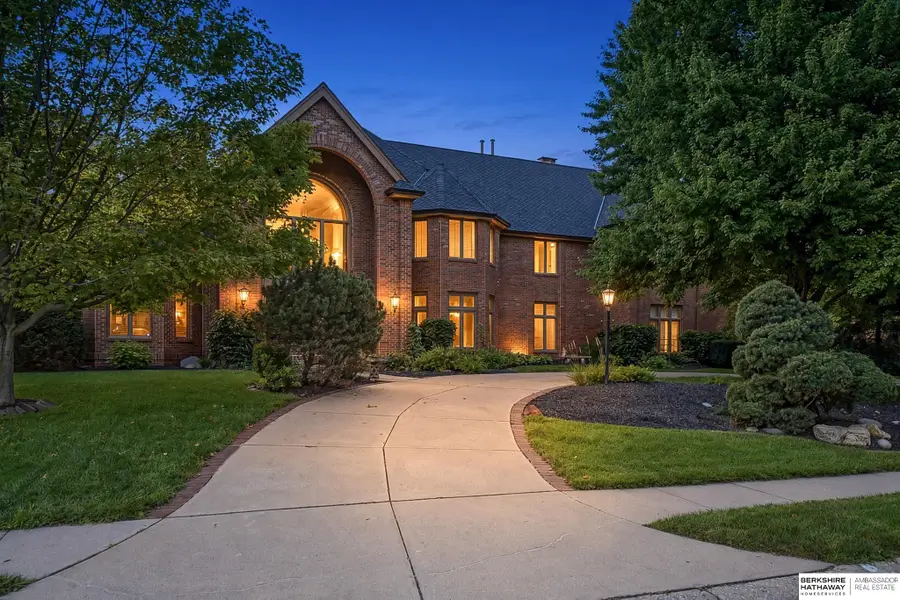 754 N 164th Street, Omaha, NE 68118 - #3