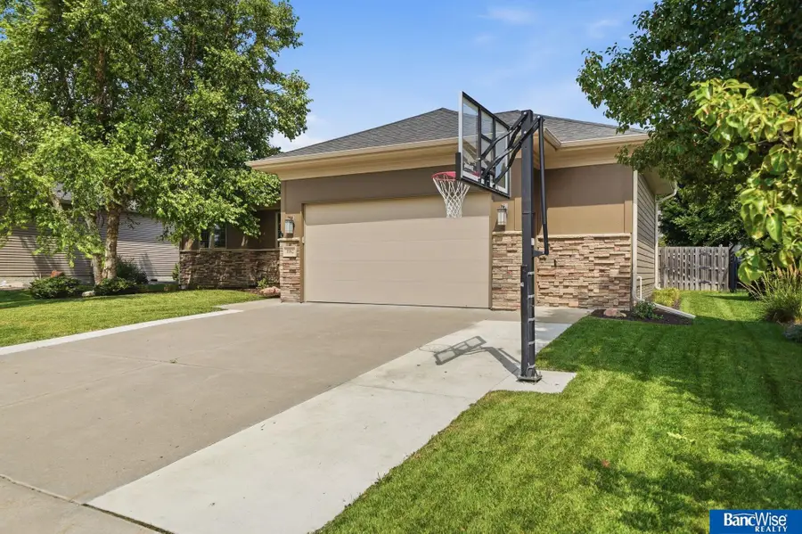 8942 S 29 Street, Lincoln, NE 68516 - #2