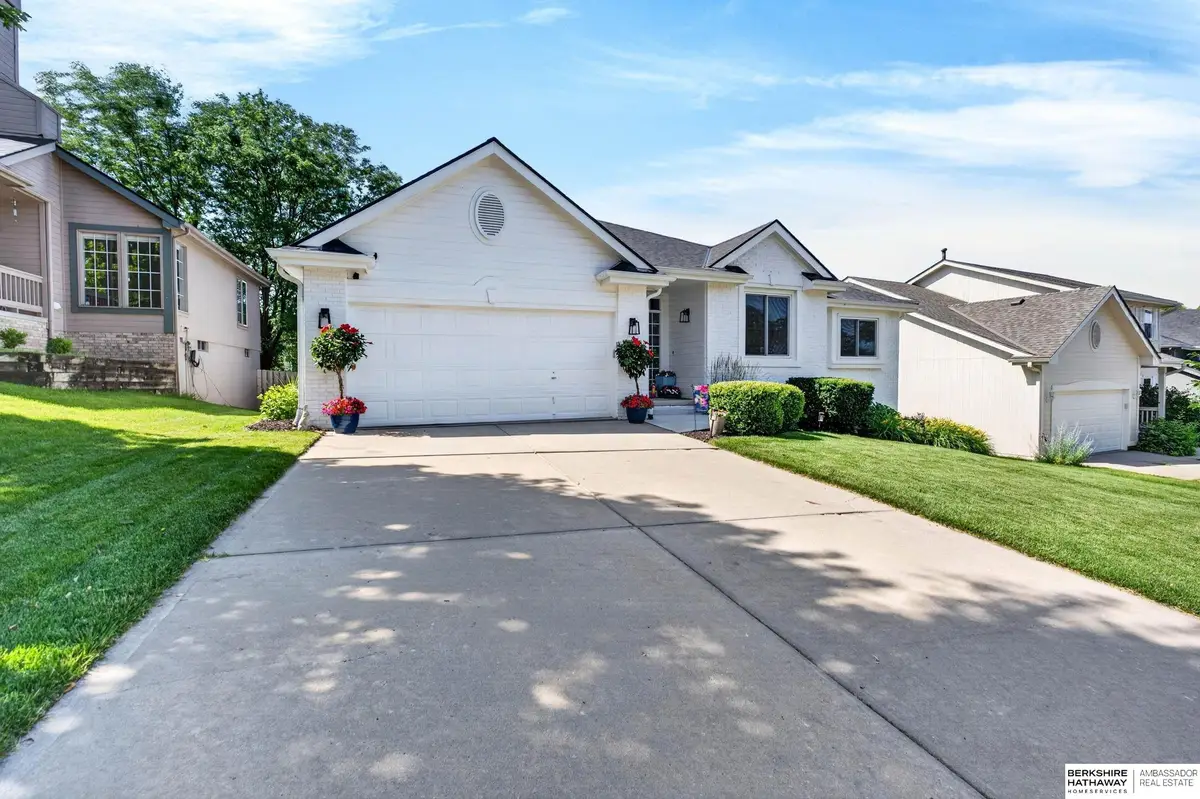 16525 Yort Avenue, Omaha, NE 68116 - #1