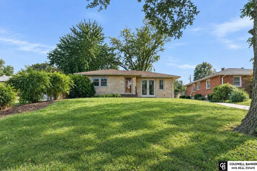 4025 J Street, Lincoln, NE 68510 - #2