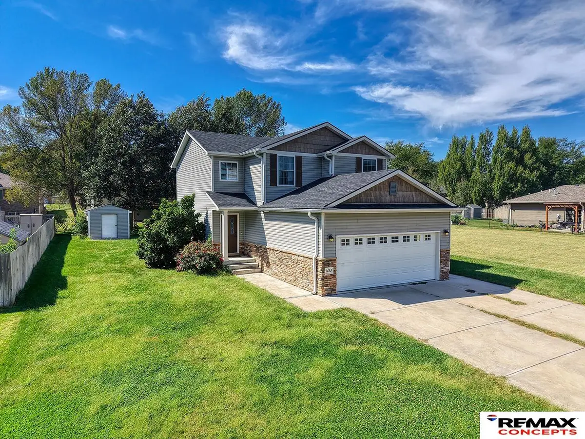 1453 N Columbia Avenue, Seward, NE 68434 - #1