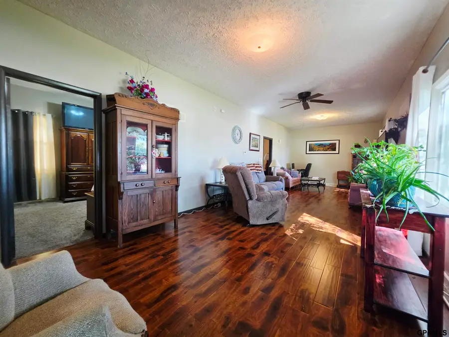 220 High Street, Stromsburg, NE 68666 - #3