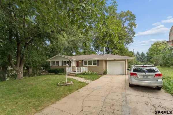 5834 Read Street, Omaha, NE 68152