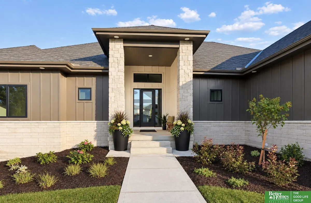 3538 S 210th Avenue, Elkhorn, NE 68022 - #1