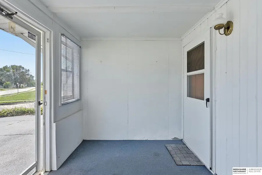 6606 Laurel Street, Omaha, NE 68104 - #2