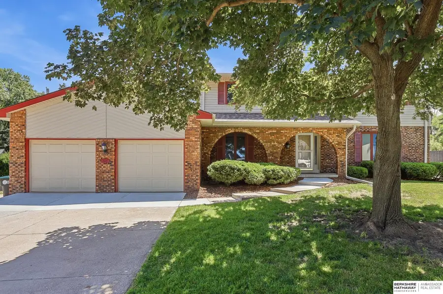 3629 S 107th Avenue Circle, Omaha, NE 68124 - #2