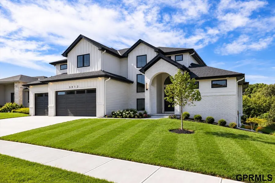 3912 S 213 Avenue, Elkhorn, NE 68022 - #3