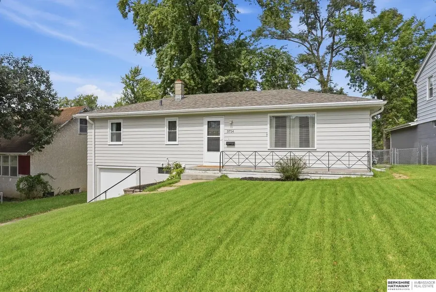 3714 Summit Street, Omaha, NE 68112 - #2
