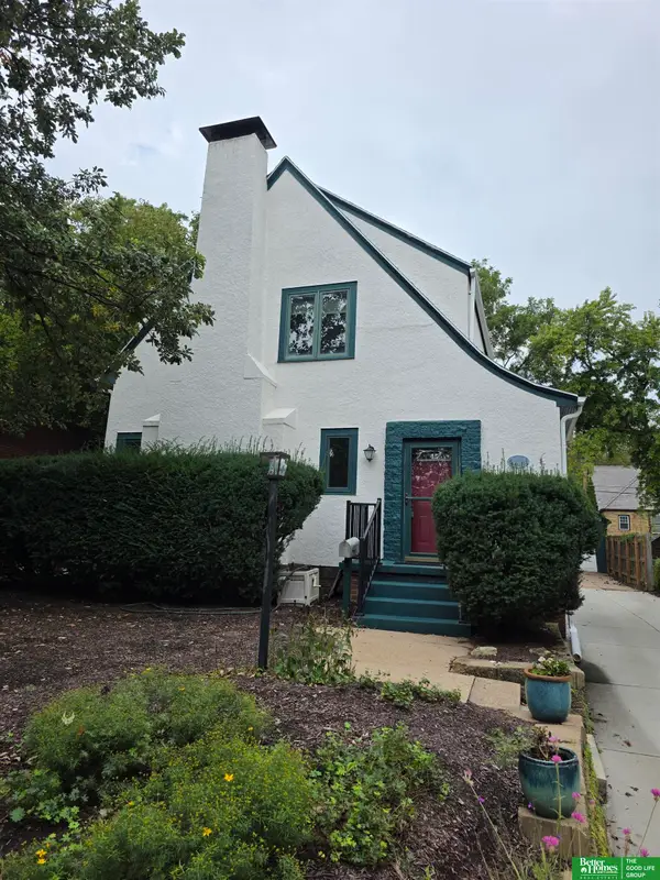 2012 N 52nd Street, Omaha, NE 68104