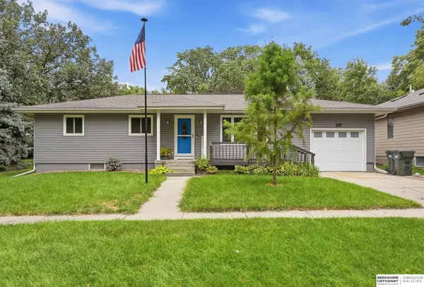 422 W 3rd Street, Wahoo, NE 68066