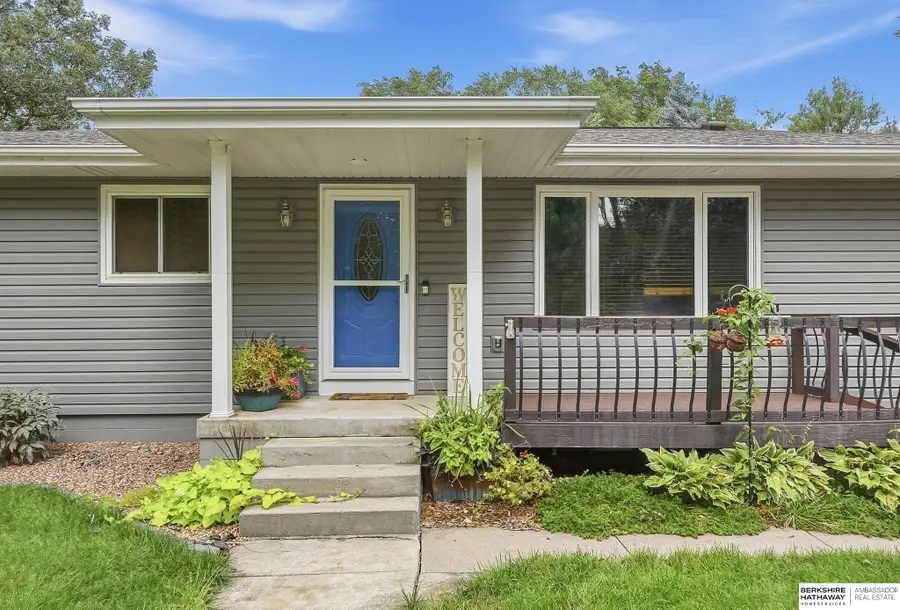 422 W 3rd Street, Wahoo, NE 68066 - #3