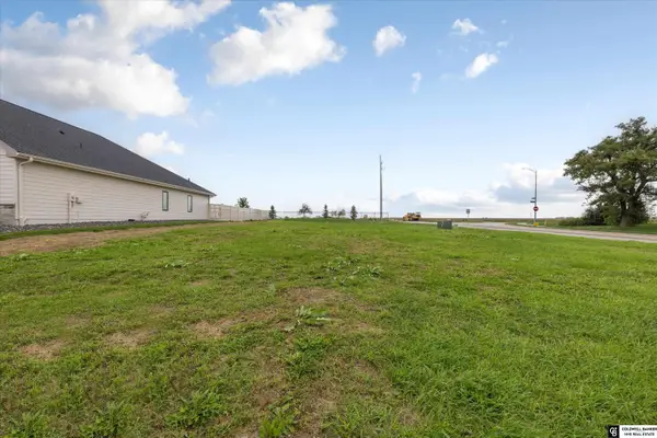 20985 Polk Street, Omaha, NE 68022