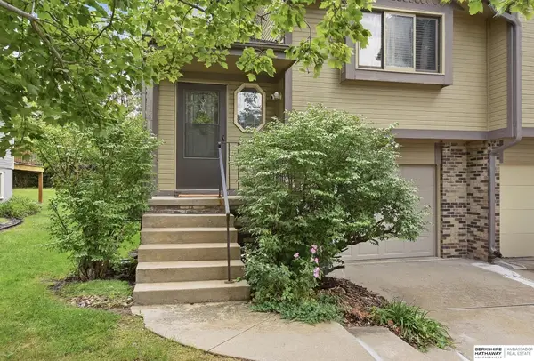 6509 S 108th Avenue, Omaha, NE 68137