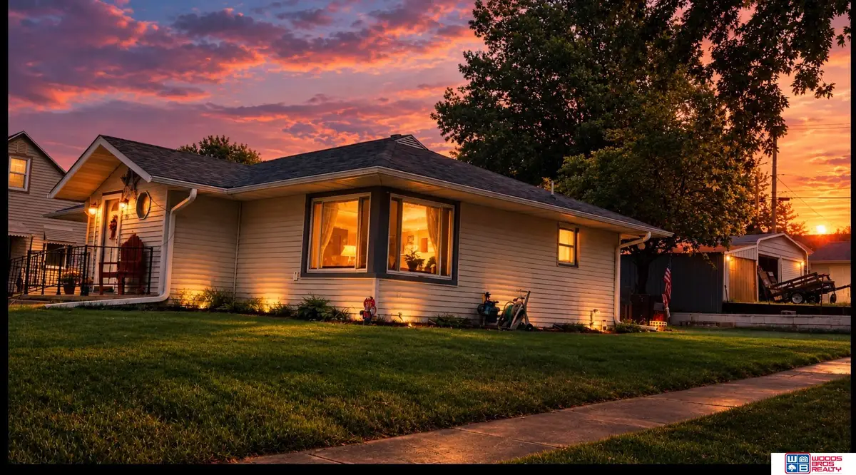 1502 F Street, Fairbury, NE 68352 - #1