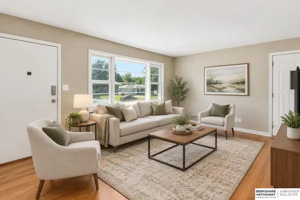 7704 Lafayette Avenue, Omaha, NE 68144