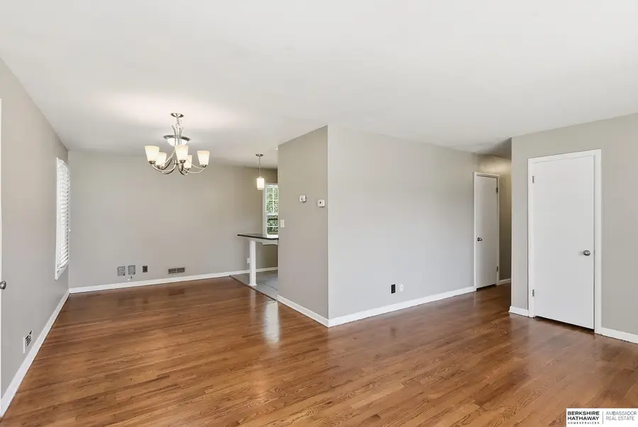 7704 Lafayette Avenue, Omaha, NE 68144 - #2