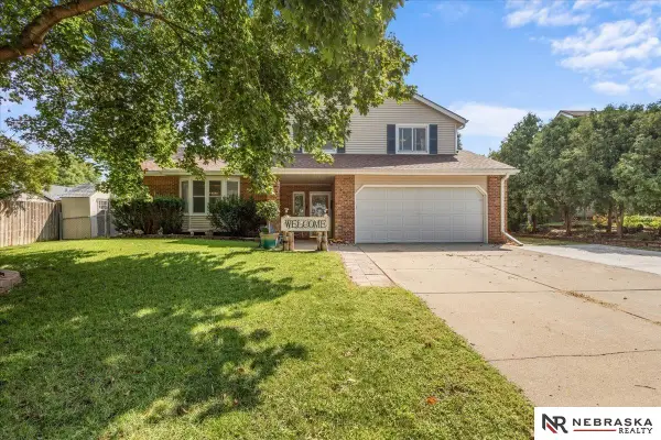 3810 S 77th Street, Lincoln, NE 68506