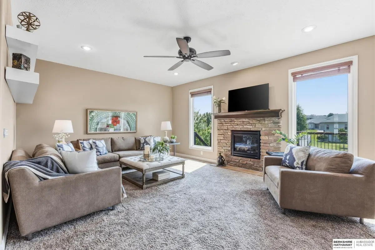 6829 Park Crest Drive, Papillion, NE 68133 - #1