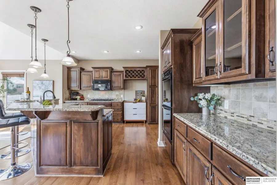 6829 Park Crest Drive, Papillion, NE 68133 - #2