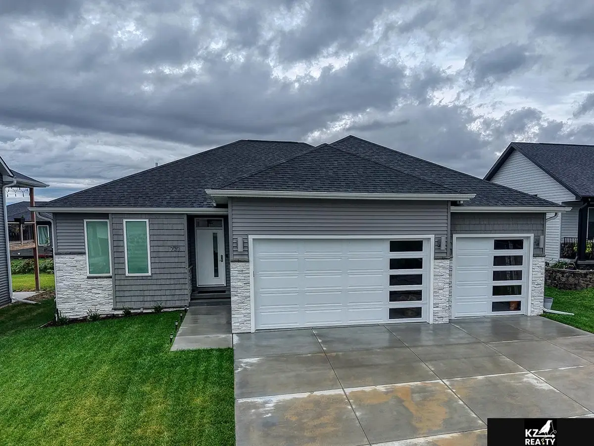 733 Middleton Avenue, Lincoln, NE 68521 - #1
