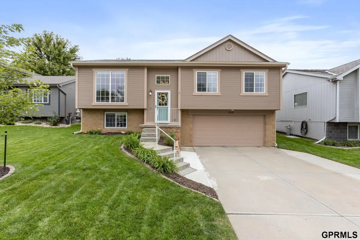 17128 Barnett Street, Omaha, NE 68116 - #1