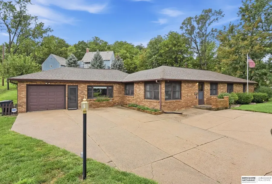 2423 Fontanelle Boulevard, Blair, NE 68008 - #2