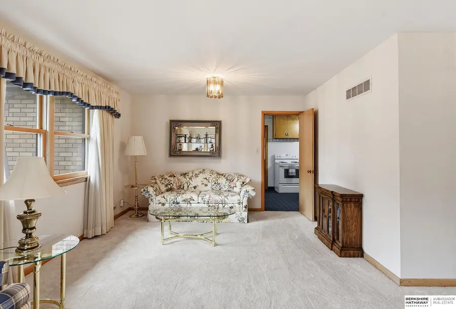 2423 Fontanelle Boulevard, Blair, NE 68008 - #3